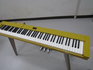 電子ピアノ
