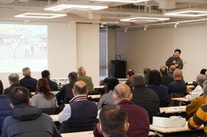 講師と参加者の写真